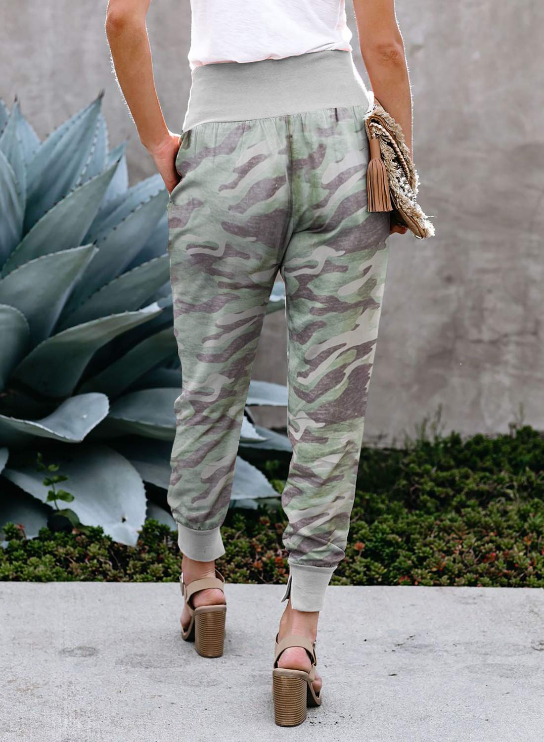 Eytino Women Yoga Sweatpants Drawstring Camo Print Joggers Pants Stretch Lounge Pants with Pockets,Large Green 109