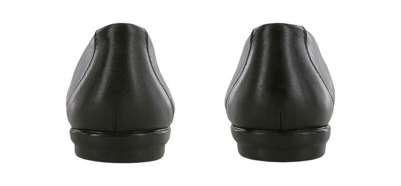 SAS Scenic Black 10.5 WW - Double Wide (D)