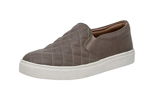 CUSHIONAIRE Women's Reena Comfort Quilted Sneaker, Natural, 8W