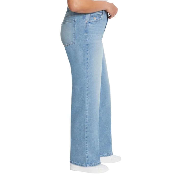 Gloria Vanderbilt Women’s Straight Leg Relaxed Fit Cotton Stretch Jean (Light Blue, 16)