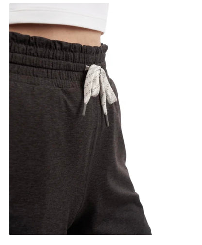 KIRKLAND Signature Women's Lightweight Short with Pockets (US, Alpha, Medium, Regular, Regular, Black (Black Heather))