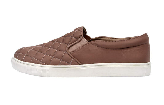 CUSHIONAIRE Women's Reena Comfort Quilted Sneaker, Blush, 11W