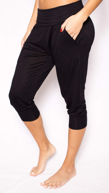 Evelyn Rose Foldover Waist Jogger Sweatpant Capri with Pockets (Black, Medium)
