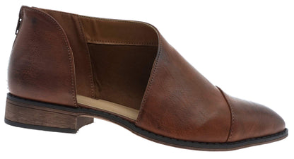 MVE Shoes Women’s Stylish Flat Closed Toe Comfortable Cut Out Pointed Toe Ankle Bootie, Whiskey 6