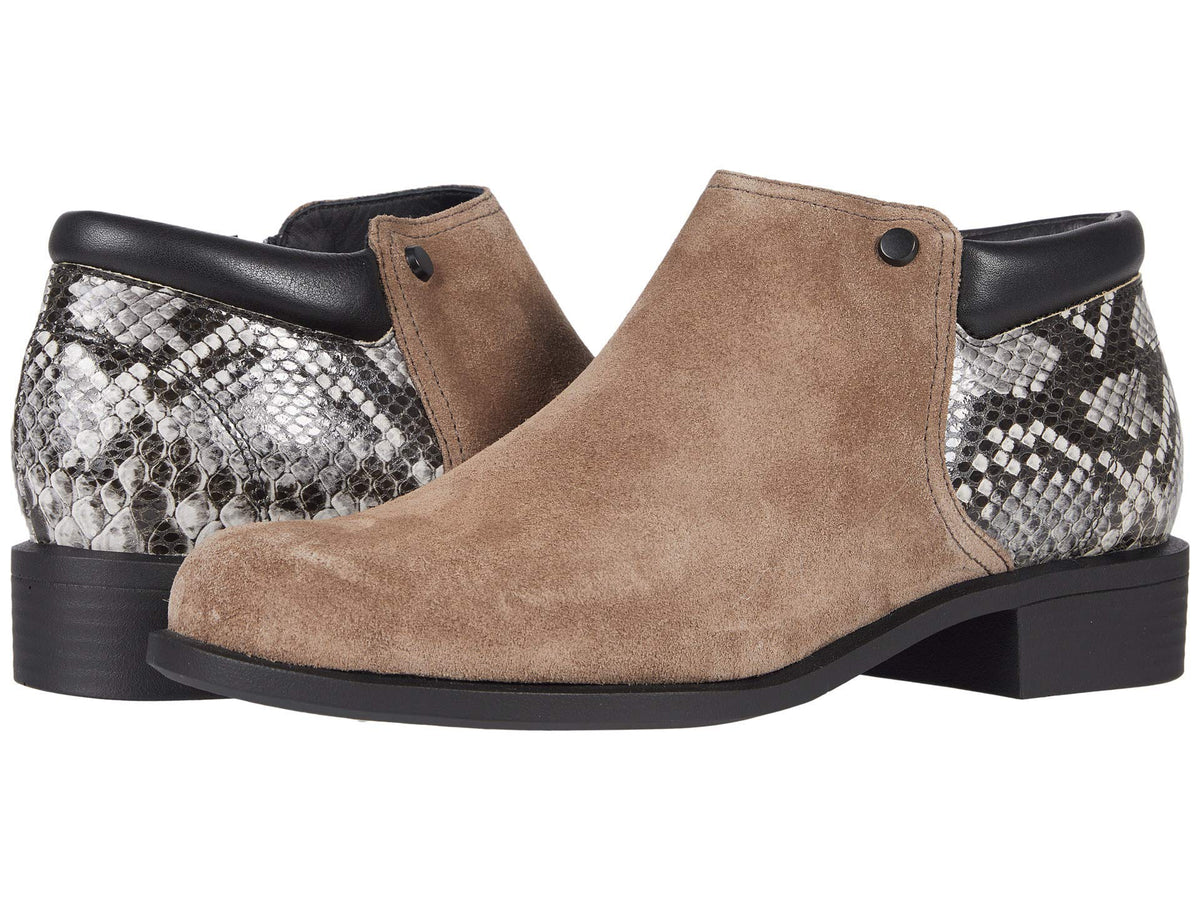 SAS Bethany Side Zip Ankle Bootie Tumbleweed 6.5 W - Wide (C)