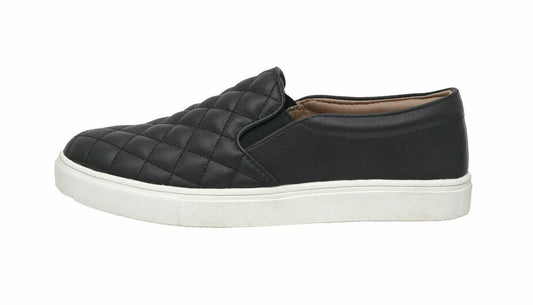 CUSHIONAIRE Women's Reena Comfort Quilted Sneaker, Black, 11
