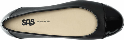 SAS Scenic Cap Toe Black/Black Patent 8.5 WW - Double Wide (D)