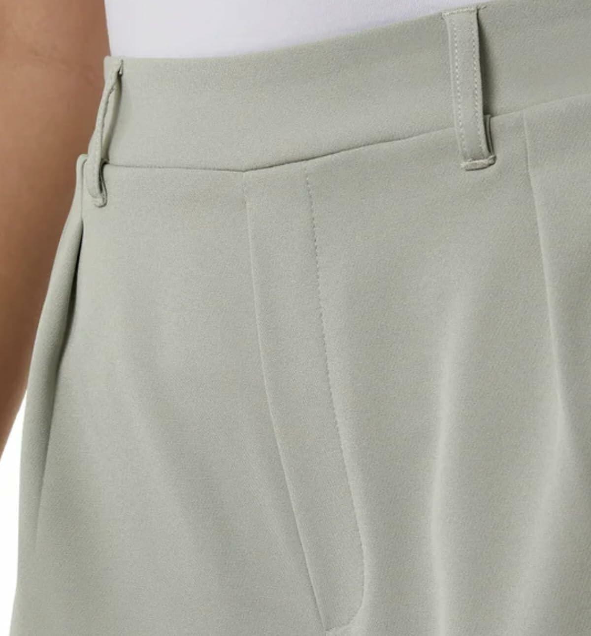 32 Degrees Cool Women's Pull On Pleated Short (US, Alpha, X-Large, Regular, Regular, Laurel (Green))