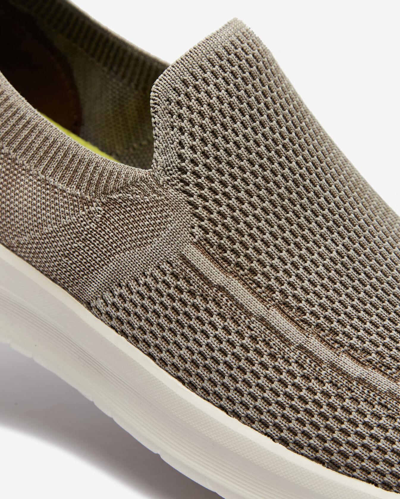 Skechers Men's Streetwear Lattimore-Warner Low Profile Slip On