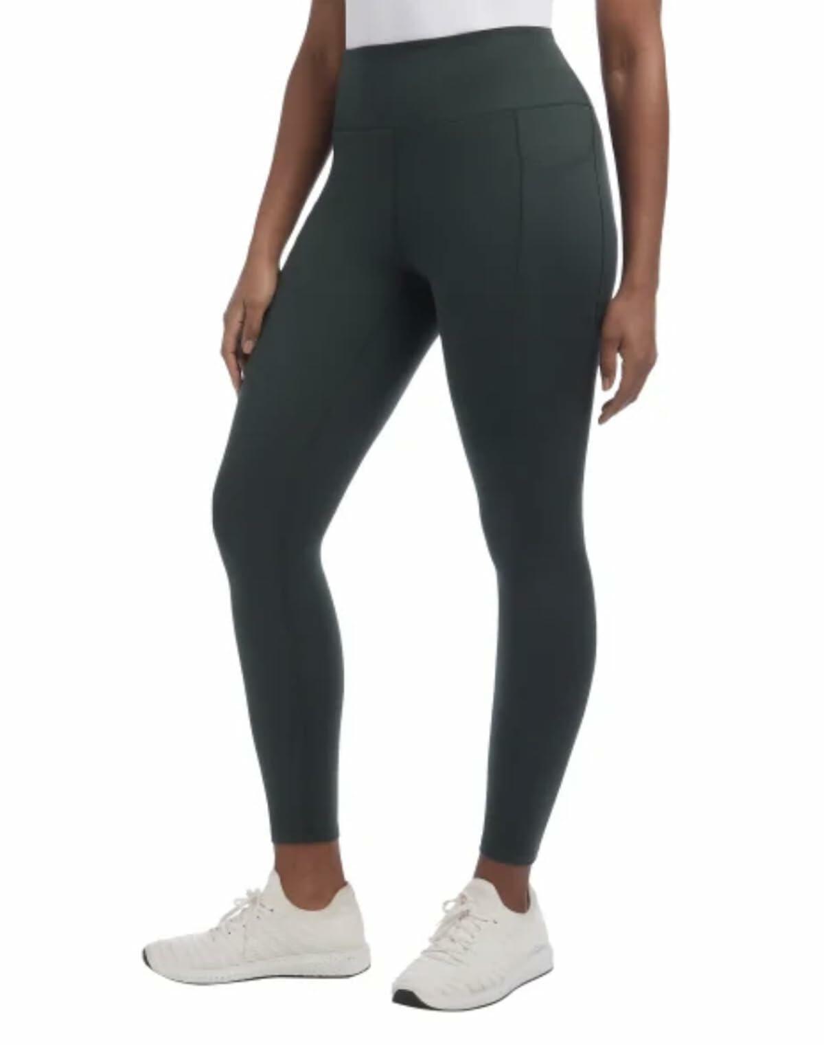 Danskin Women's Brushed Satin Stitch 7/8 Legging (US, Alpha, Medium, Regular, Regular, Evergreen (Green))